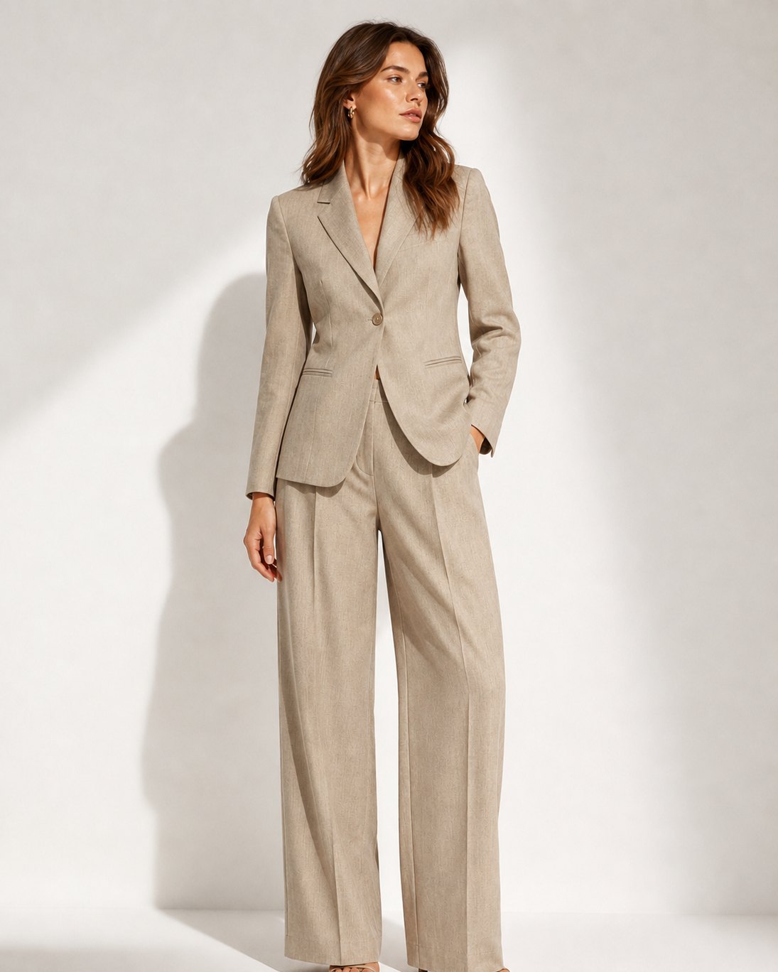 Wide-leg trouser suit